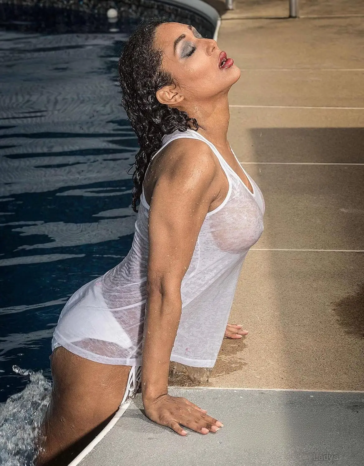 Claudia (30) – Call Girl & Independent Escort Service in Laval - Gallery Photo 3