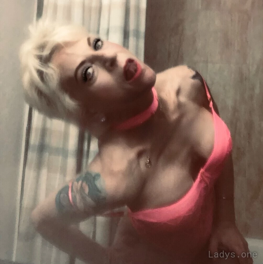 Fabulous Fiona (45) – Call Girl & Independent Escort Service in Layton - Gallery Photo 4