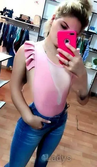 Roxana (22) – Call Girl & Independent Escort Service in León de los Aldama - Gallery Photo 5