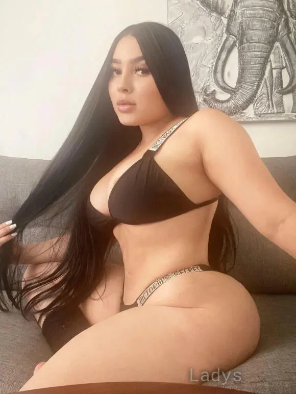 Geovannah (27) – Call Girl & Independent Escort Service in León de los Aldama - Gallery Photo 2