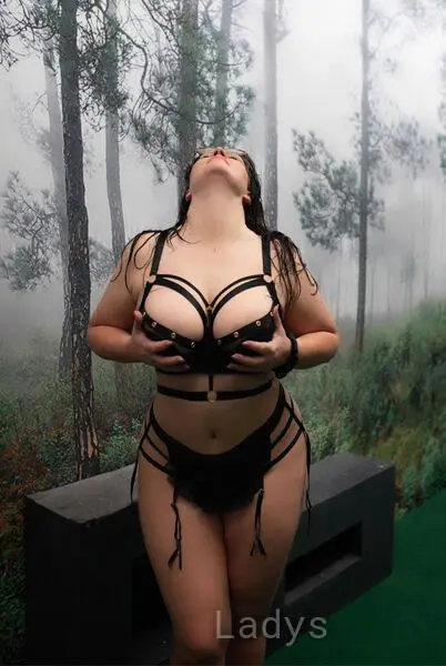 Margo (30) – Call Girl & Independent Escort Service in Leipzig - Gallery Photo 7