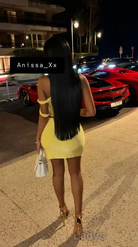 Anissa (24) – Call Girl & Independent Escort Service in Les Mureaux - Gallery Photo 5