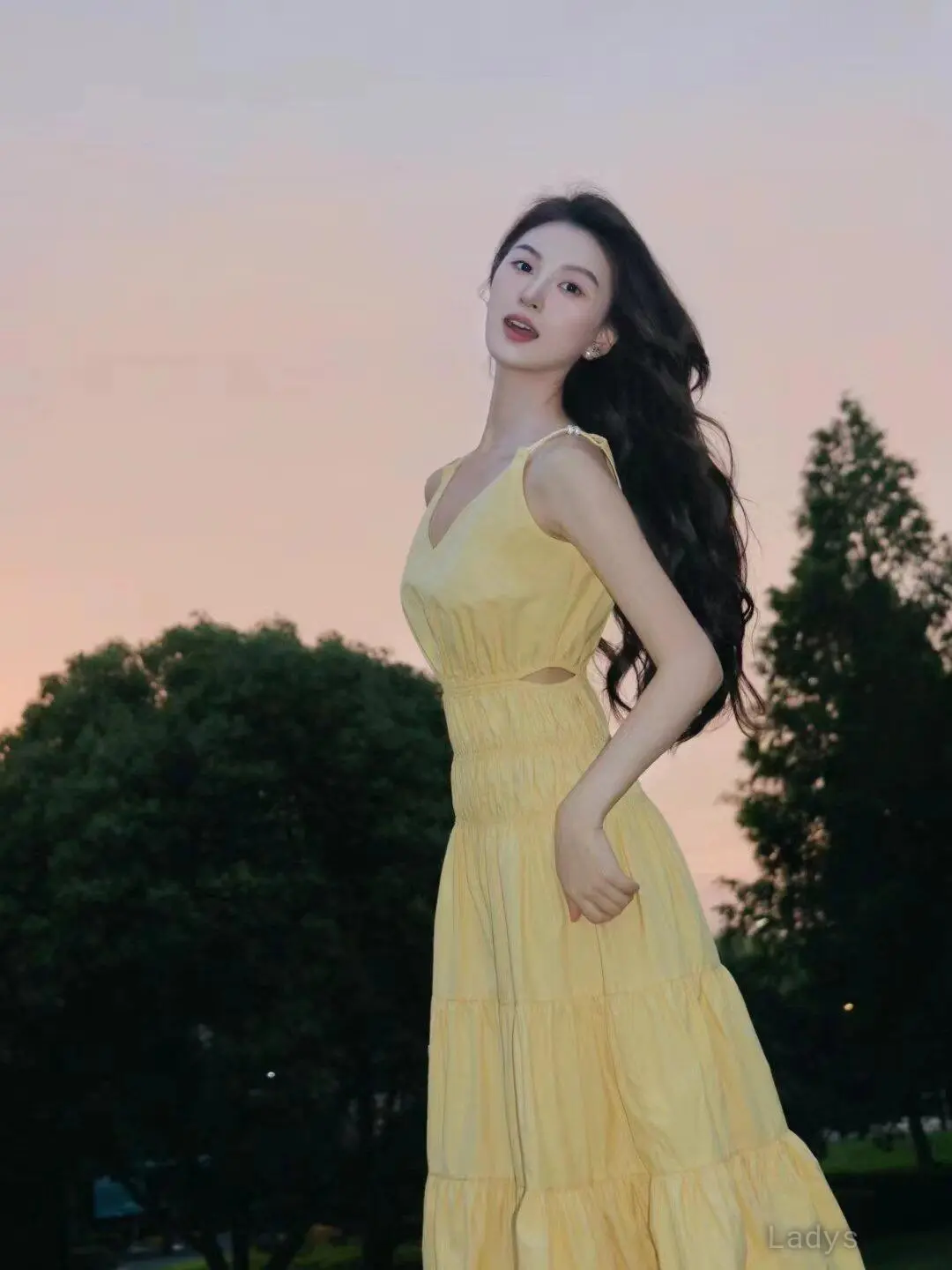 Yaya (25) – Call Girl & Independent Escort Service in Leshan - Gallery Photo 4