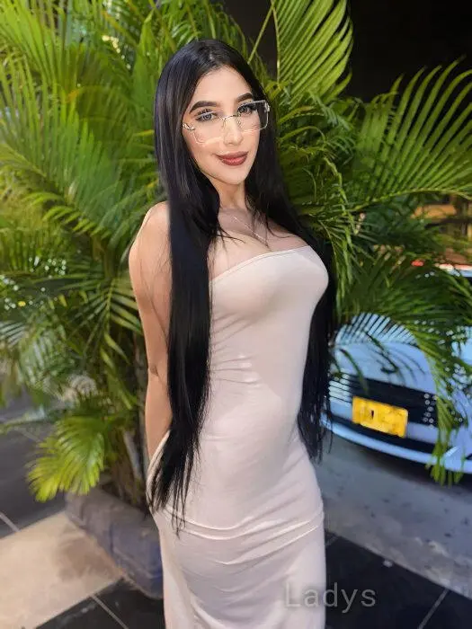Carolina (24) – Call Girl & Independent Escort Service in Ålesund - Gallery Photo 3