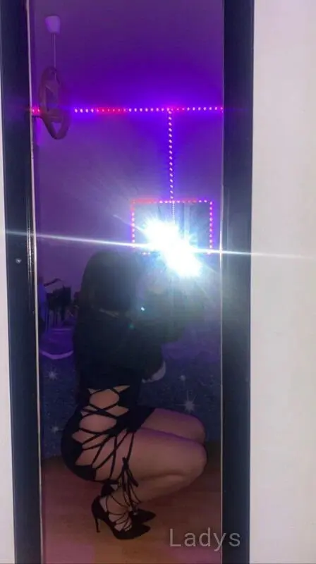 Kayla (20) – Call Girl & Independent Escort Service in Lille - Gallery Photo 5