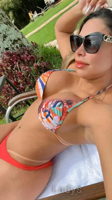 Laura Kraz (30) – Call Girl & Independent Escort Service in Limassol - Gallery Photo 3