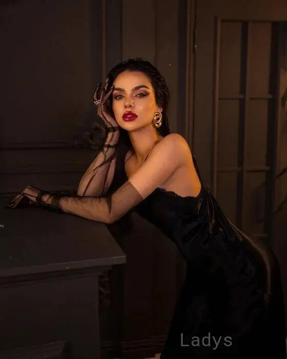 Inna (25) – Call Girl & Independent Escort Service in Limassol - Gallery Photo 2