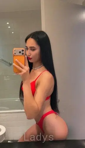 Anna (23) – Call Girl & Independent Escort Service in Limerick - Gallery Photo 4