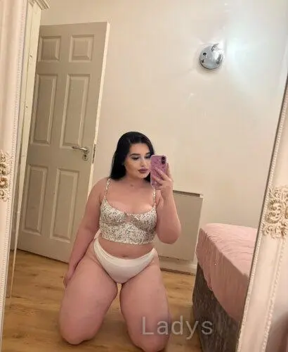Loana (20) – Call Girl & Independent Escort Service in Limerick - Gallery Photo 3