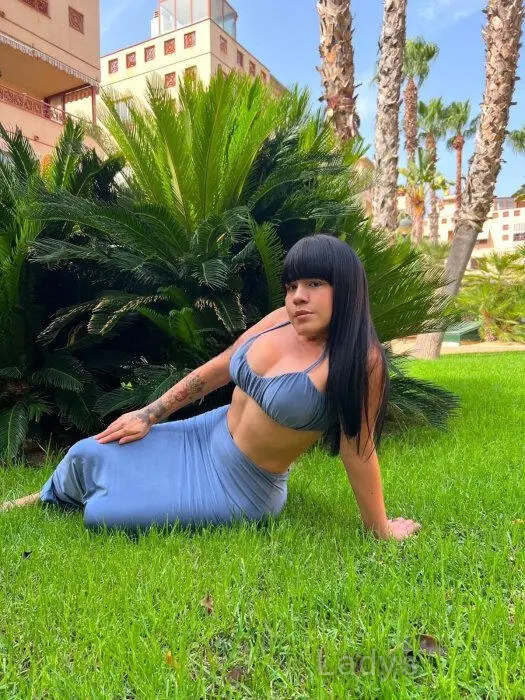 Nelly (20) – Call Girl & Independent Escort Service in Limpertsberg - Gallery Photo 4