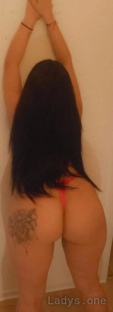 Karla (25) – Call Girl & Independent Escort Service in Linköping - Gallery Photo 5