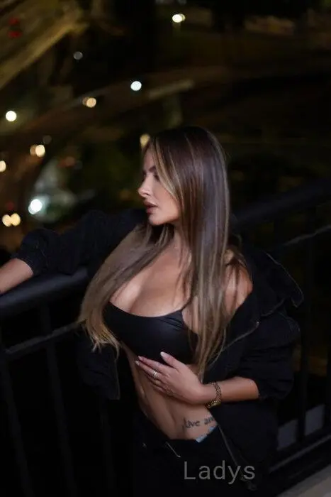 Clara (25) – Call Girl & Independent Escort Service in Logroño - Gallery Photo 2