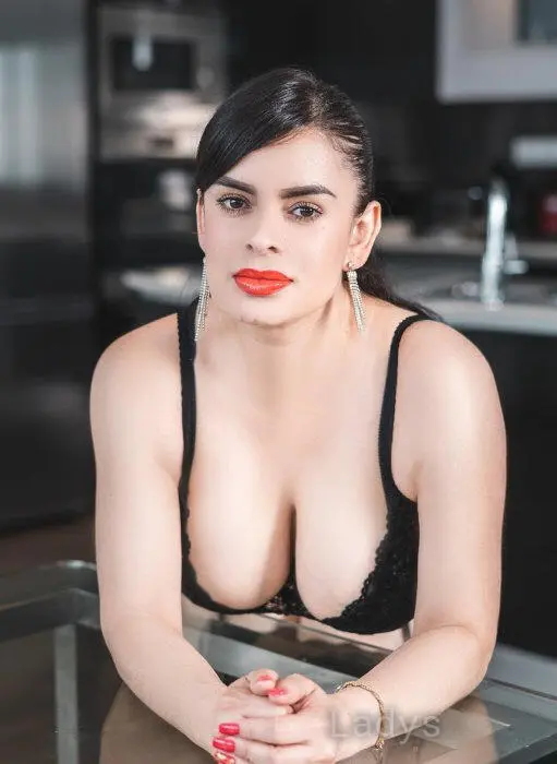 Valery (39) – Call Girl & Independent Escort Service in Lommel - Gallery Photo 2