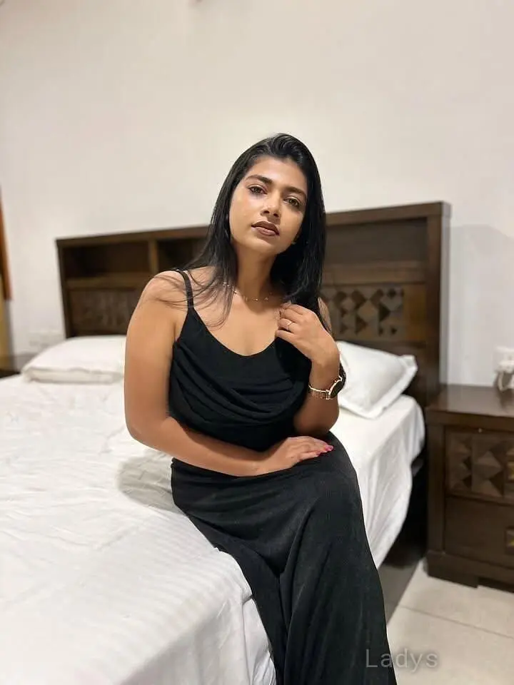 Anushka (22) – Call Girl & Independent Escort Service in Lonavala - Gallery Photo 3