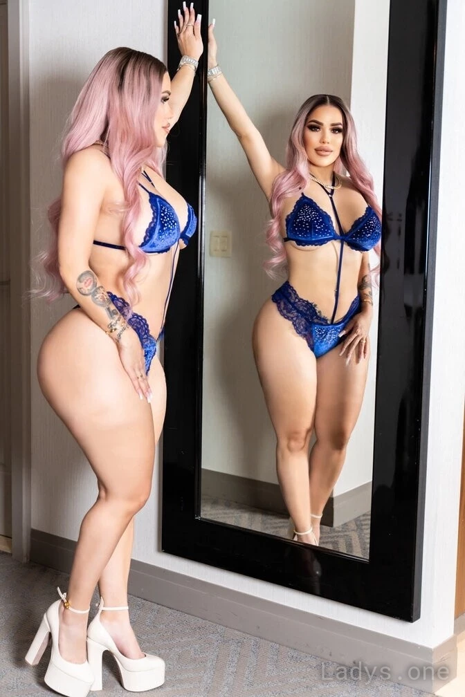 Hadid (25) – Call Girl & Independent Escort Service in Long Beach - Gallery Photo 5