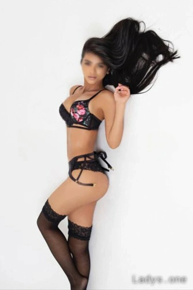 Alice Carter (22) – Call Girl & Independent Escort Service in Long Beach - Gallery Photo 4