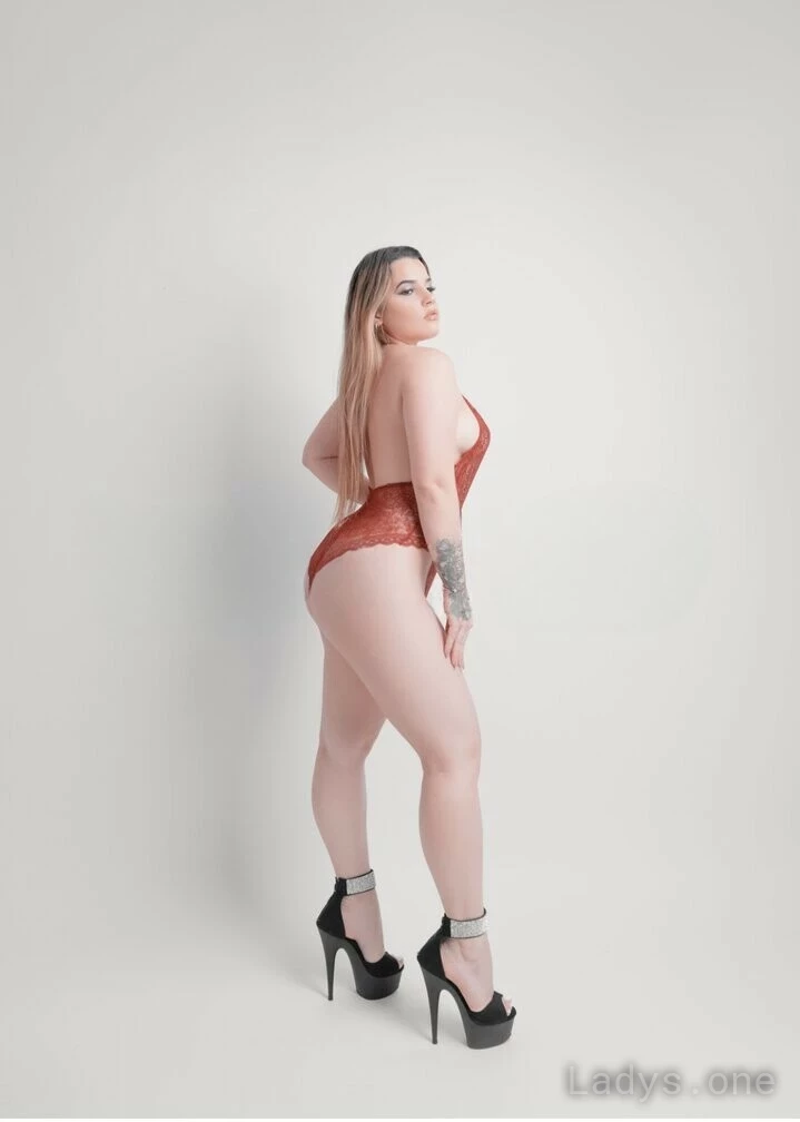 Zoe (21) – Call Girl & Independent Escort Service in Longview - Gallery Photo 3