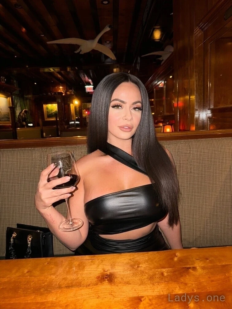 Kiki Klout (25) – Call Girl & Independent Escort Service in Lowell - Gallery Photo 2