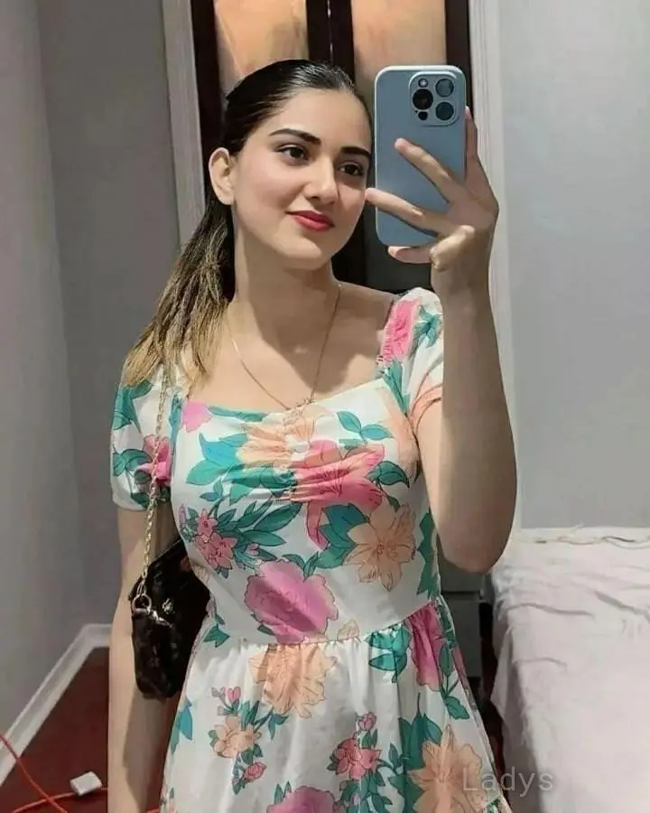 Nisha (21) – Call Girl & Independent Escort Service in Lucknow - Gallery Photo 3