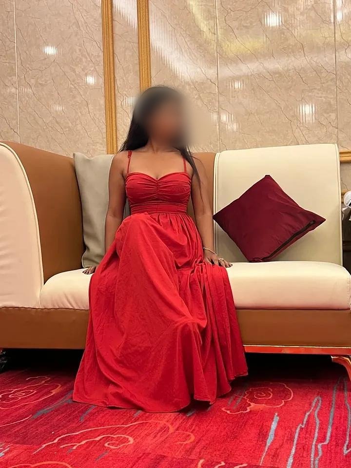 Sanjana (22) – Call Girl & Independent Escort Service in Lucknow - Gallery Photo 3
