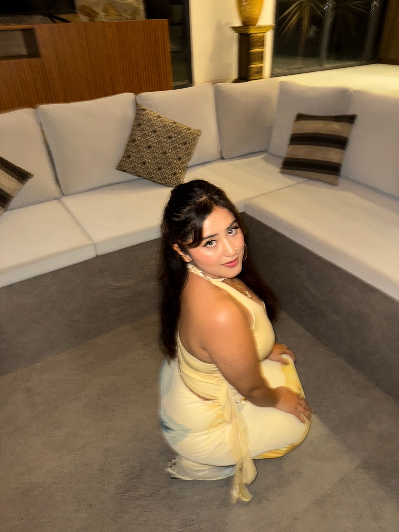 Kriti (22) – Call Girl & Independent Escort Service in Lucknow - Gallery Photo 4