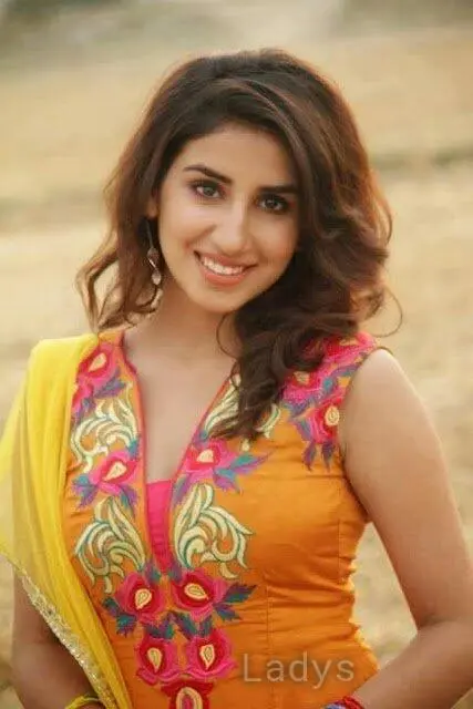 Annabel (21) – Call Girl & Independent Escort Service in Ludhiana - Gallery Photo 2