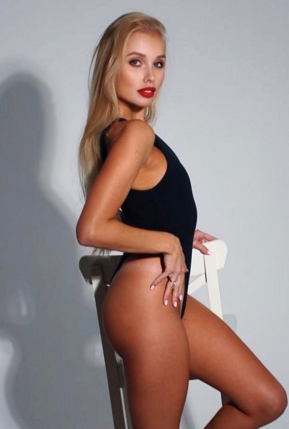 Lisa (18) – Call Girl & Independent Escort Service in Luxembourg - Gallery Photo 8