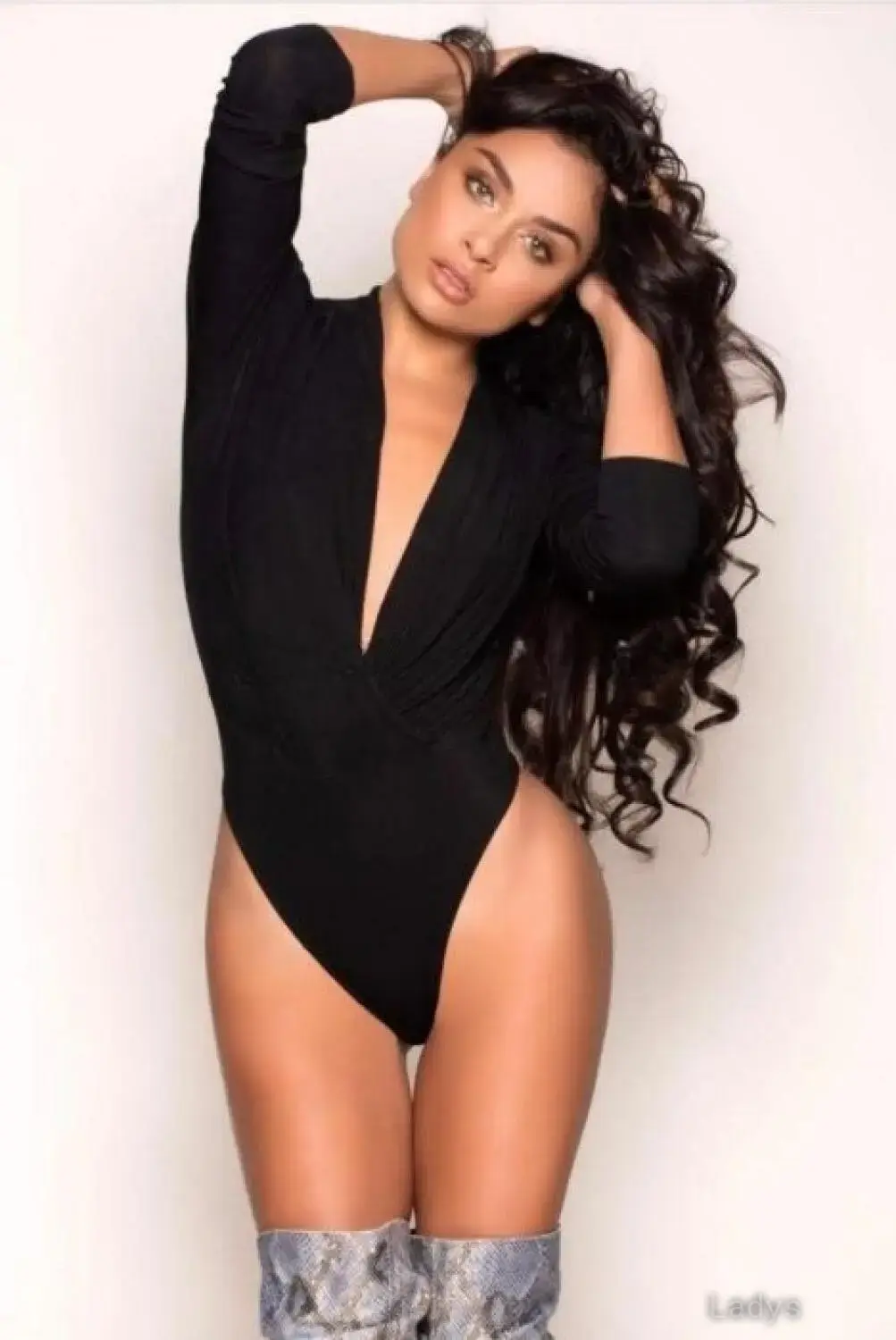 Nora (26) – Call Girl & Independent Escort Service in Luzern - Gallery Photo 3