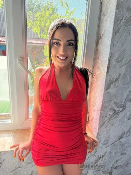 Amy (22) – Call Girl & Independent Escort Service in Luzern - Gallery Photo 3