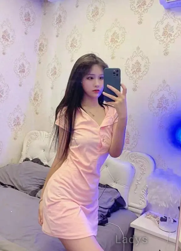 Da Yan (21) – Call Girl & Independent Escort Service in Lyon - Gallery Photo 5