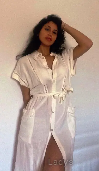 Claudia (25) – Call Girl & Independent Escort Service in Ottobrunn bei München - Gallery Photo 2