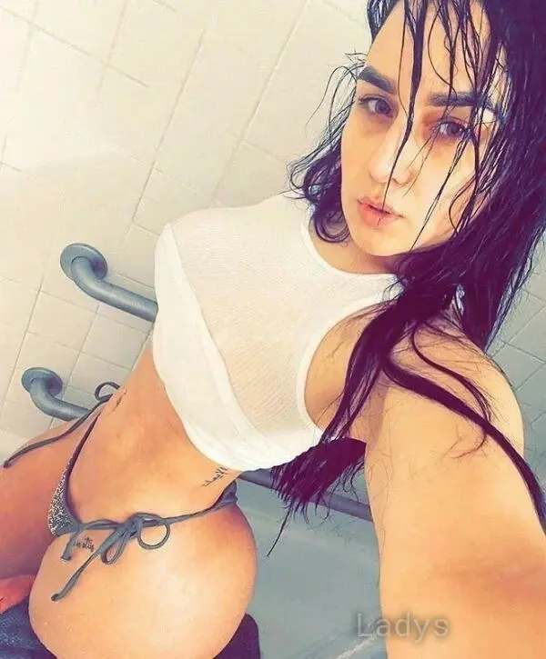 Morena (22) – Call Girl & Independent Escort Service in Mérida - Gallery Photo 3