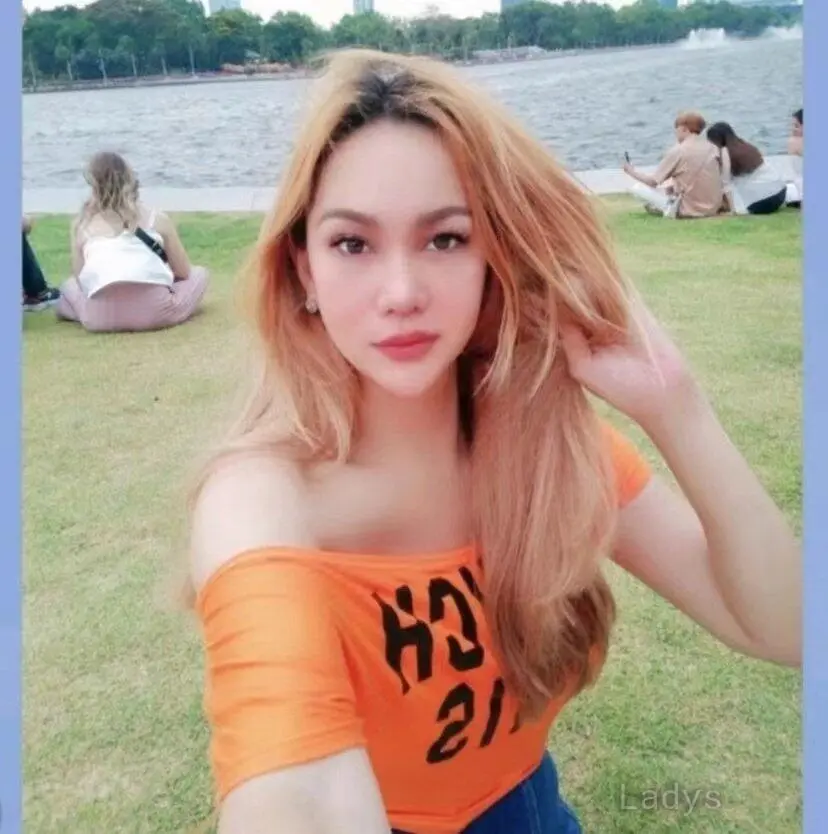 Serena (28) – Call Girl & Independent Escort Service in Macau - Gallery Photo 5