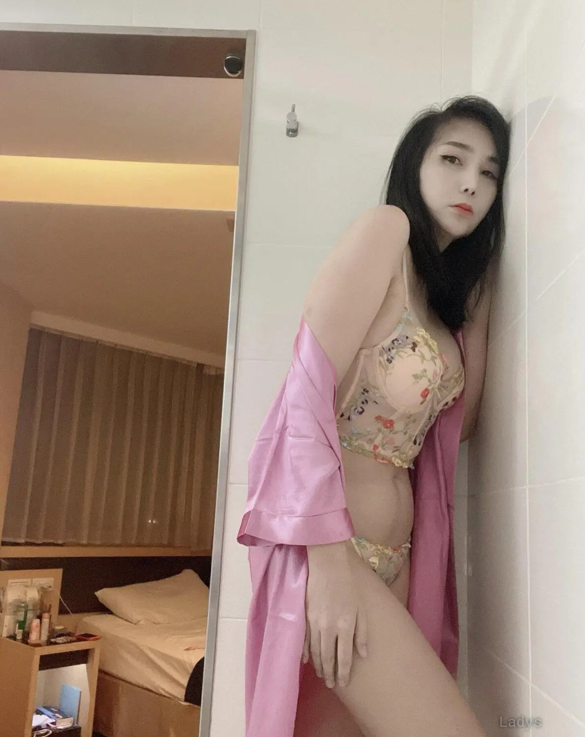 Ola (29) – Call Girl & Independent Escort Service in Macau - Gallery Photo 2