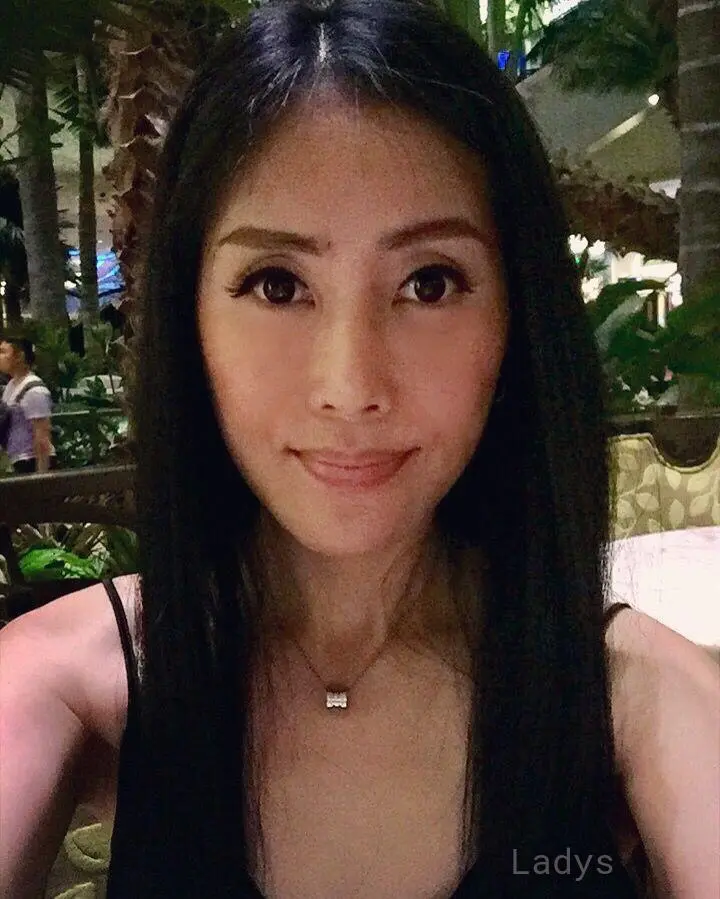 Maxi (27) – Call Girl & Independent Escort Service in Macau - Gallery Photo 2