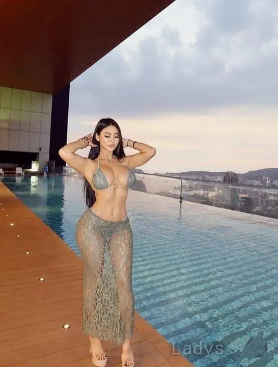 Thalia (24) – Call Girl & Independent Escort Service in Macau - Gallery Photo 7