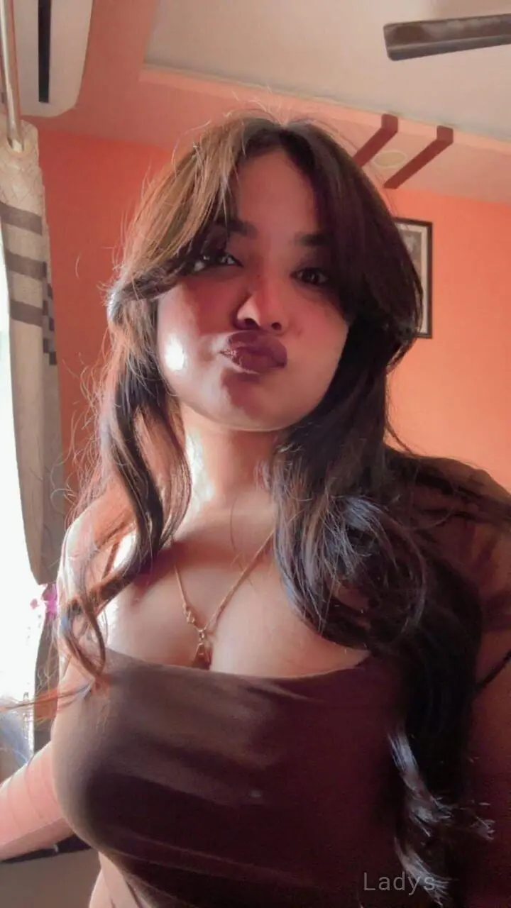Shrija (21) – Call Girl & Independent Escort Service in Madurai - Gallery Photo 4