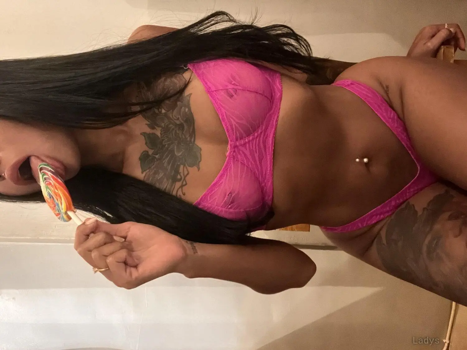 Luffy (33) – Call Girl & Independent Escort Service in Makassar - Gallery Photo 2