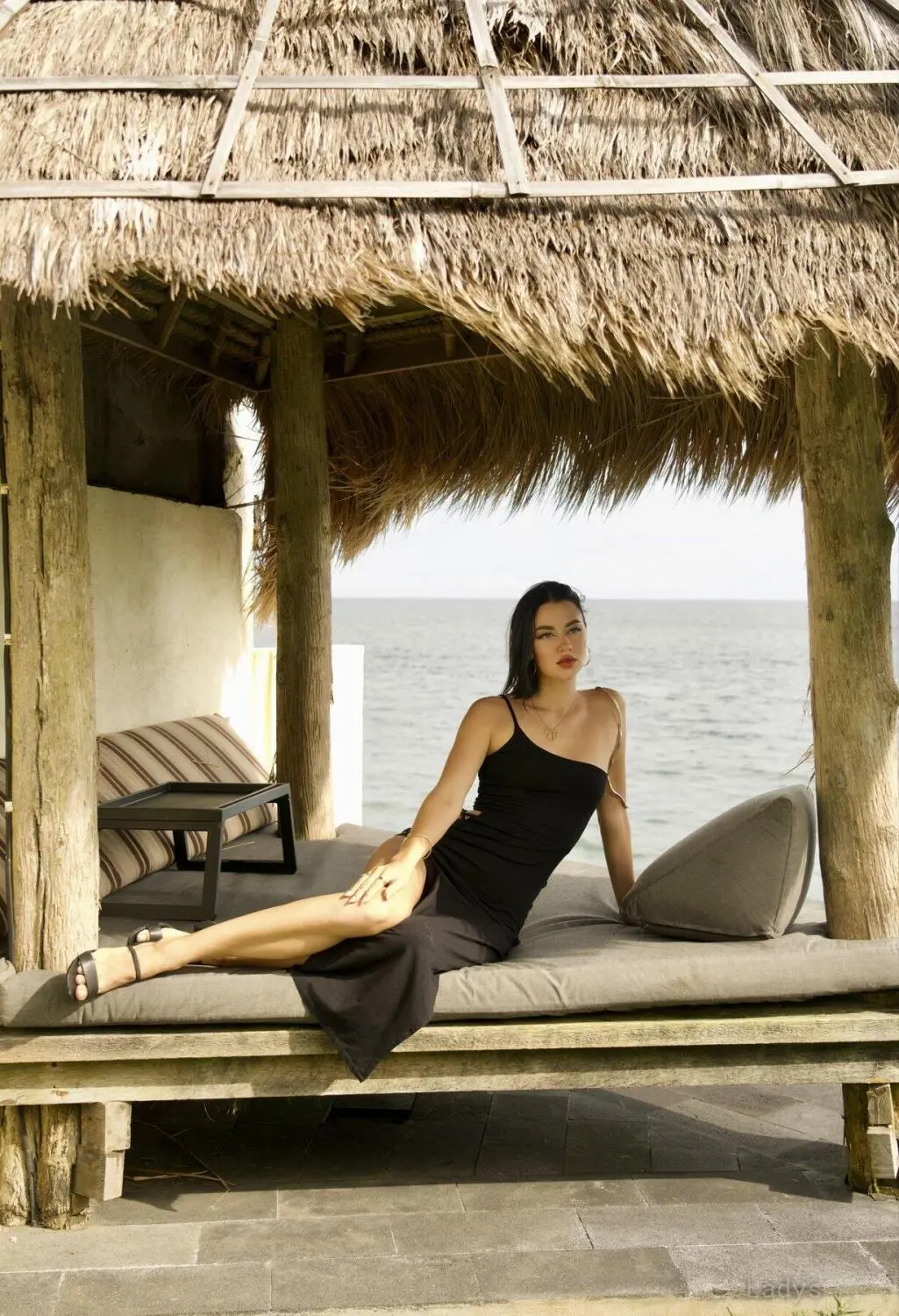 Karina (23) – Call Girl & Independent Escort Service in Makassar - Gallery Photo 3