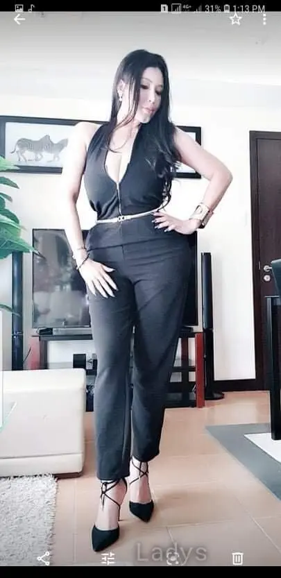Shara – Verified Escort in Manila
