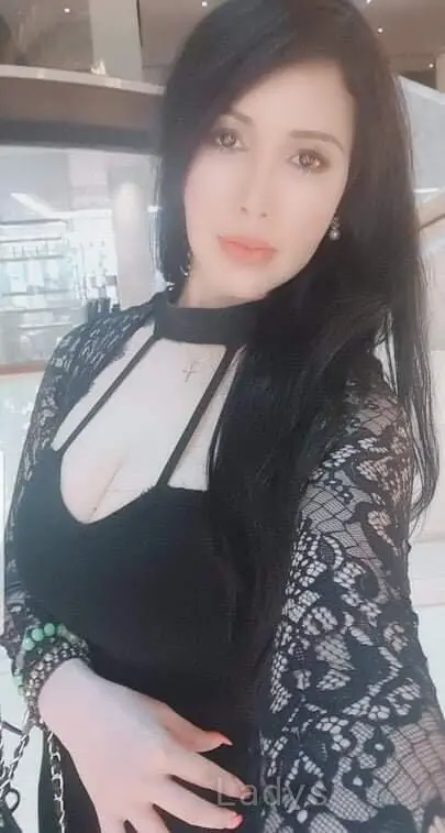Shara (25) – Call Girl & Independent Escort Service in Manila - Gallery Photo 2