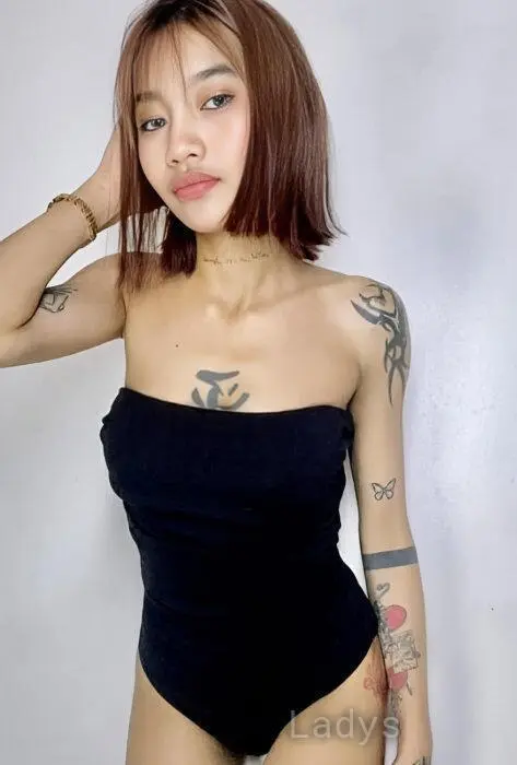 Aive (22) – Call Girl & Independent Escort Service in Manila - Gallery Photo 4