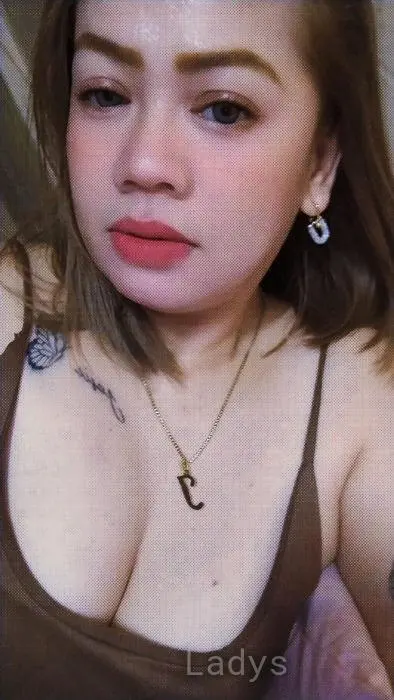 Josie (49) – Call Girl & Independent Escort Service in Manila - Gallery Photo 5