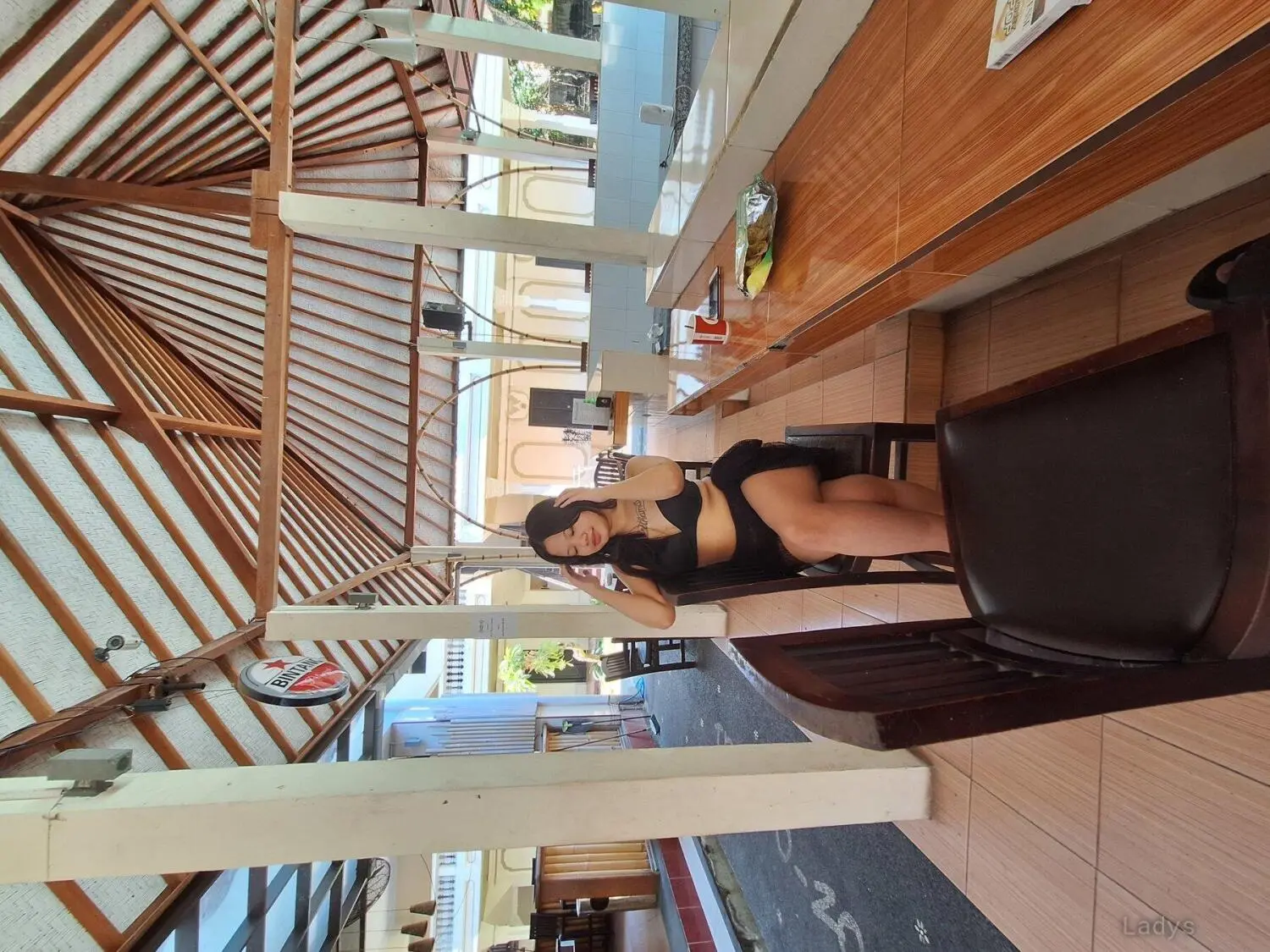 Vio (22) – Call Girl & Independent Escort Service in Malang - Gallery Photo 2