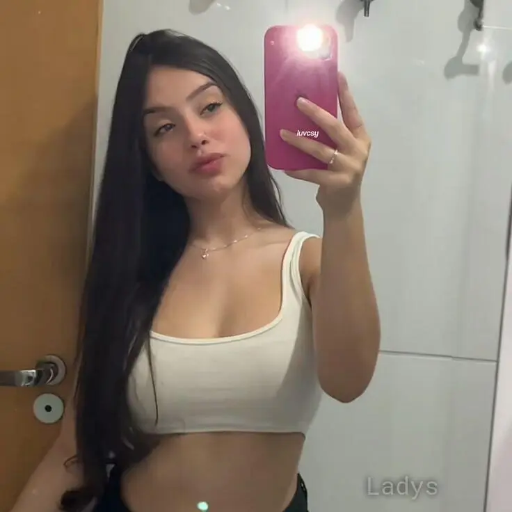 Zoya (23) – Call Girl & Independent Escort Service in Maldives - Gallery Photo 3