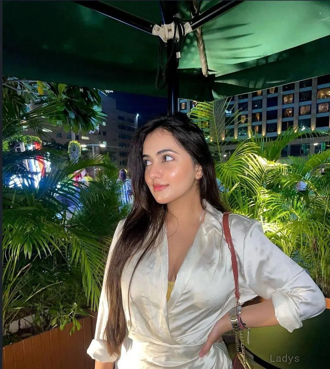 Shreya (24) – Call Girl & Independent Escort Service in Maldives - Gallery Photo 3
