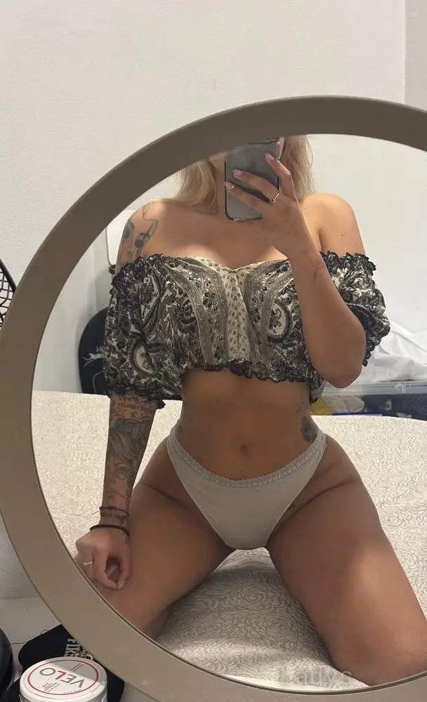 Hotwife Slut (25) – Call Girl & Independent Escort Service in Malmö - Gallery Photo 3