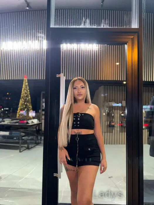 Hazy (28) – Call Girl & Independent Escort Service in Malmö - Gallery Photo 5