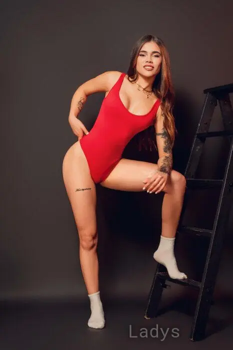 Laura (24) – Call Girl & Independent Escort Service in Malmö - Gallery Photo 4