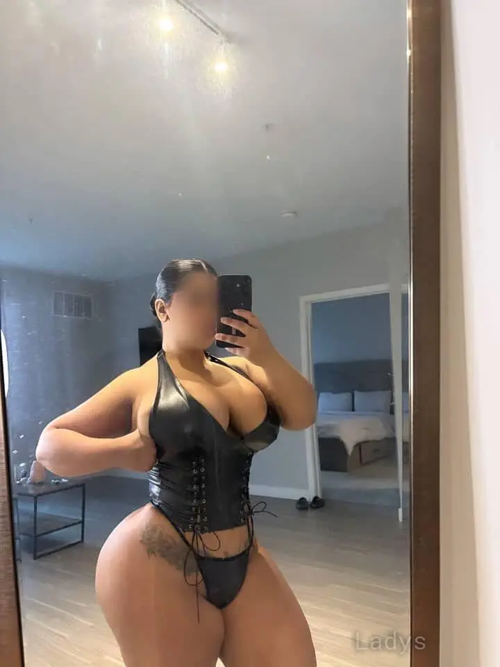 Tenie (23) – Call Girl & Independent Escort Service in Malmö - Gallery Photo 6
